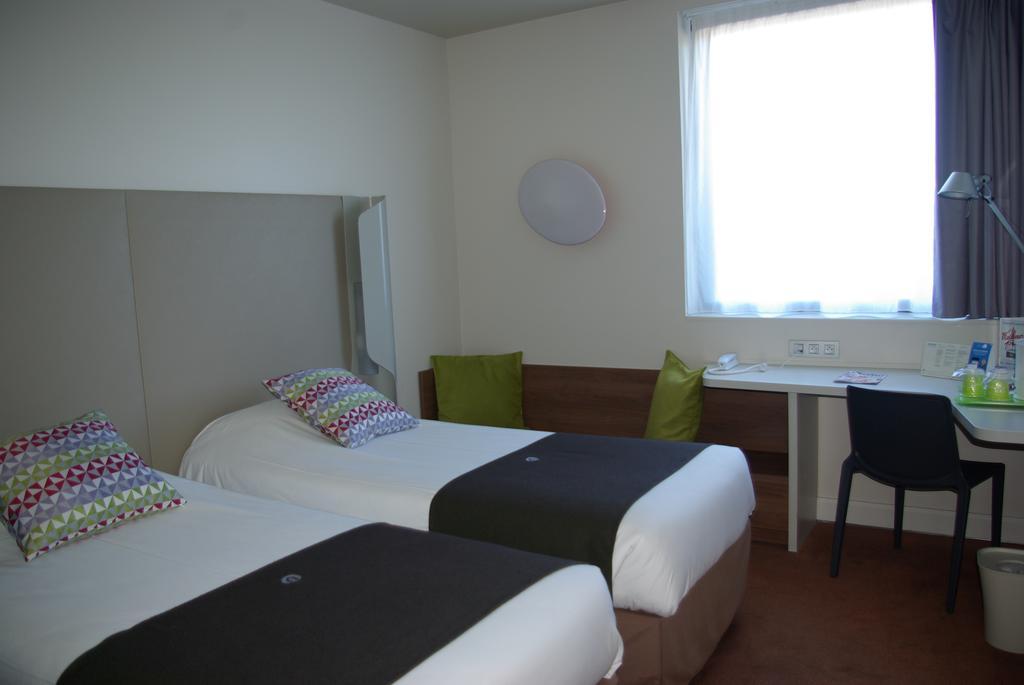 Campanile Carcassonne Est - La Cite Hotell Eksteriør bilde